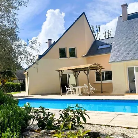 ヴィラ Luxe Aux Portes Du Circuit Piscine Chauffee アルナージュ