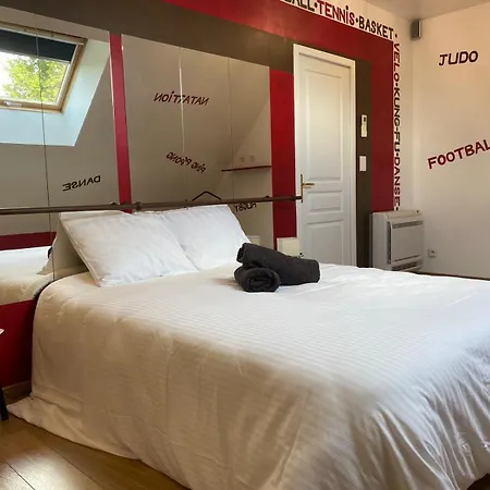 Villa Luxe Aux Portes Du Circuit Piscine Chauffee Arnage