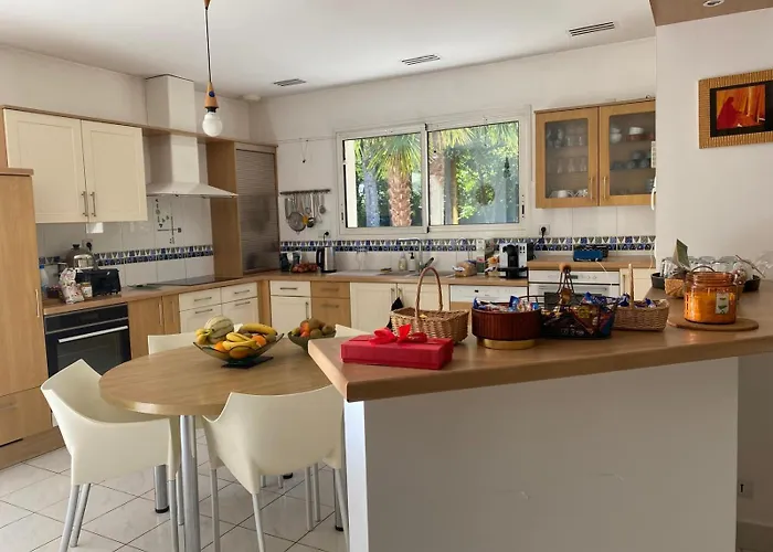 Luxe Aux Portes Du Circuit Piscine Chauffee